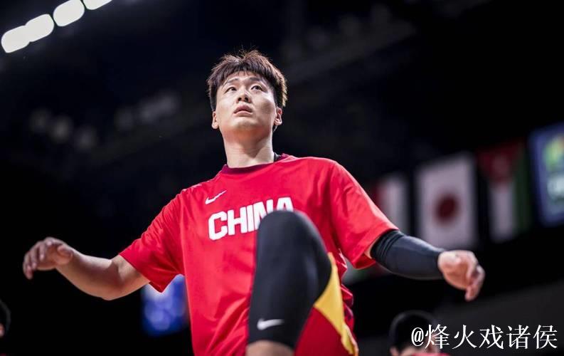 北京男篮正式签约 中国男篮队长赵睿加入阵容