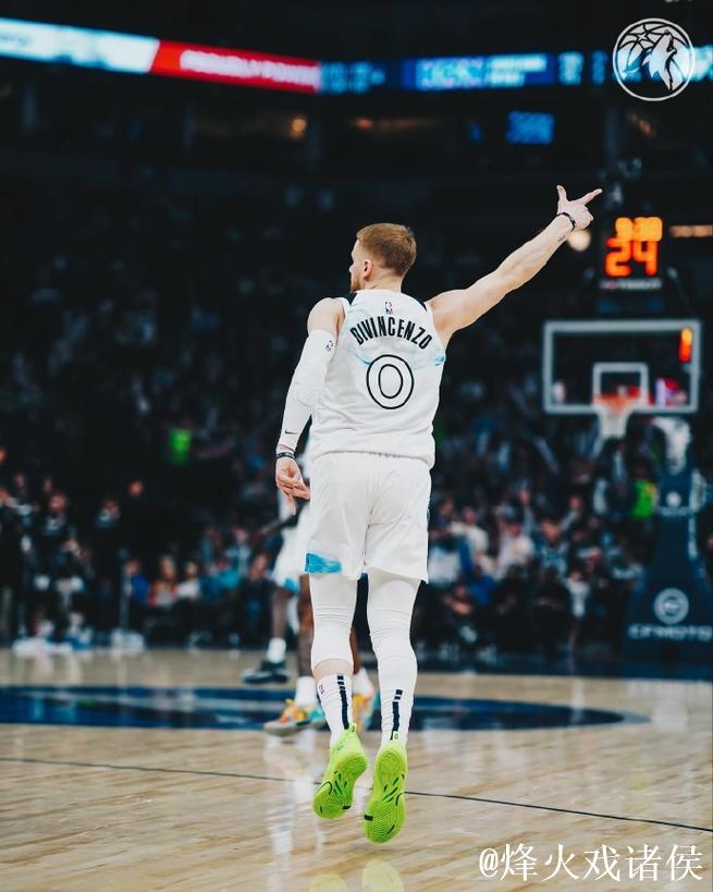 迪温琴佐11分7助攻表现抢眼，三分神准助力大胜